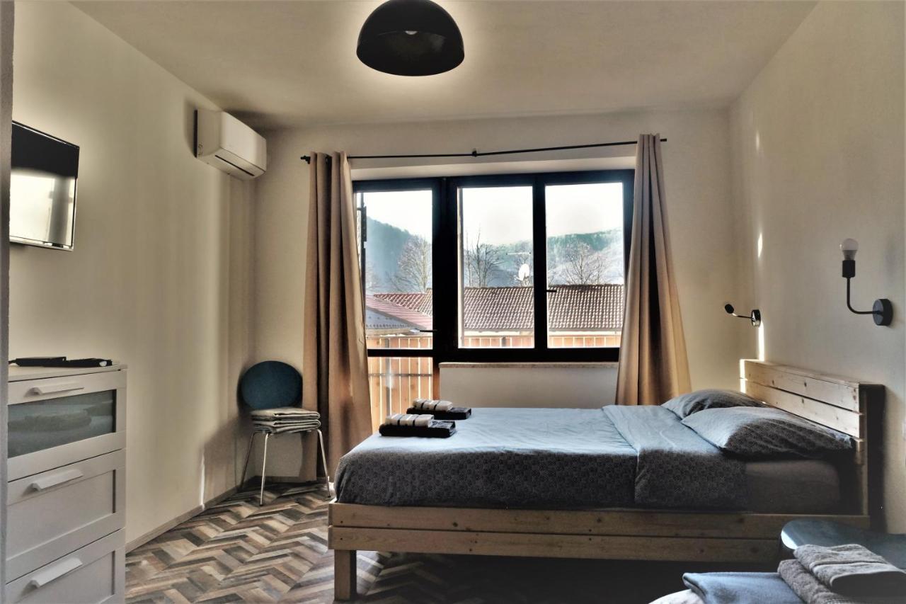Old Square House - Hisa Na Starem Trgu Apartment Толмин Екстериор снимка