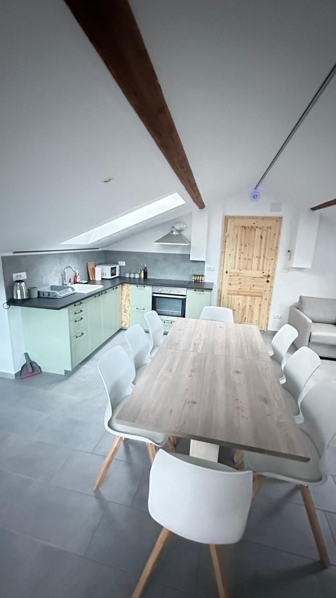 Old Square House - Hisa Na Starem Trgu Apartment Толмин Екстериор снимка