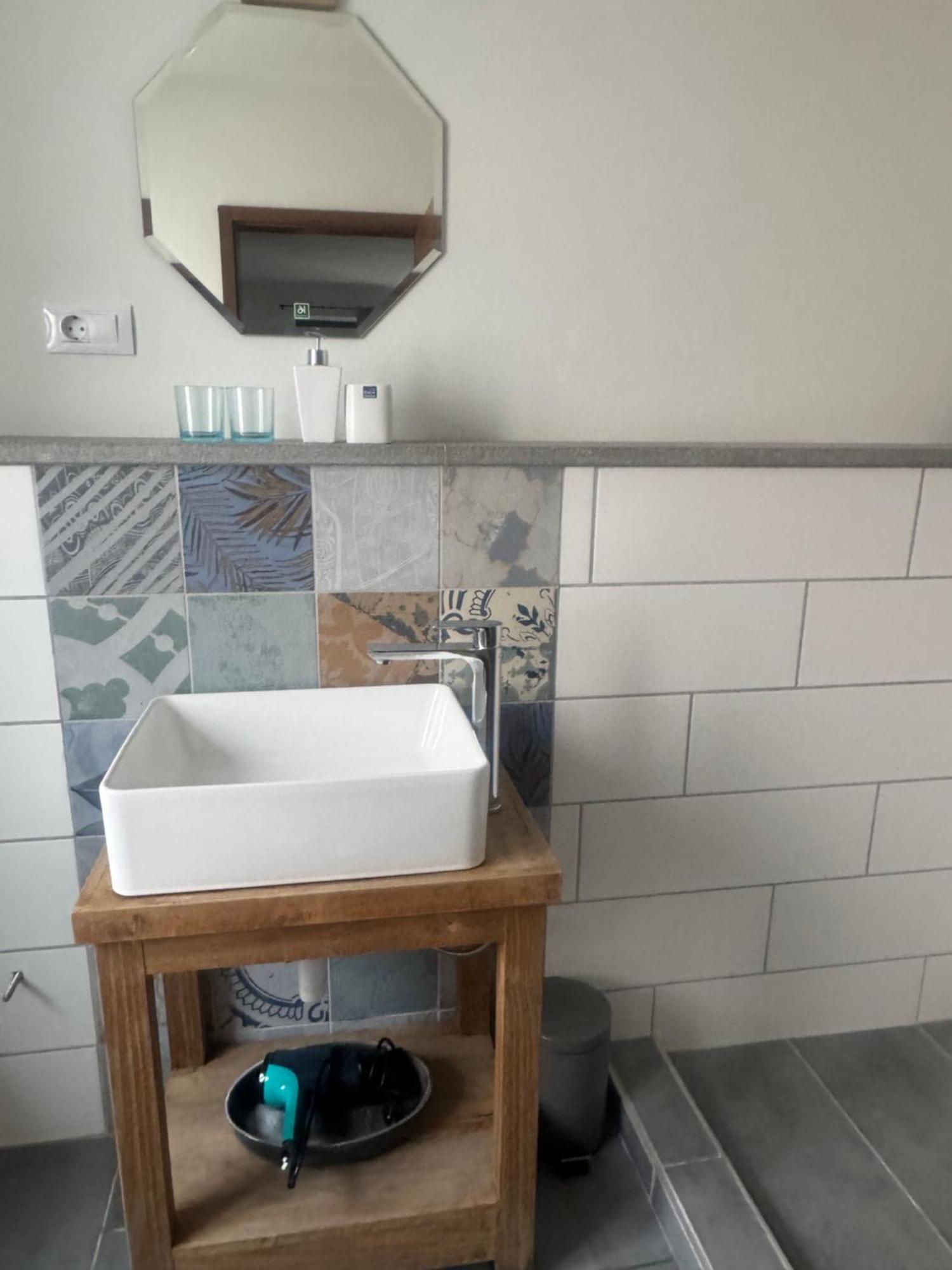 Old Square House - Hisa Na Starem Trgu Apartment Толмин Екстериор снимка
