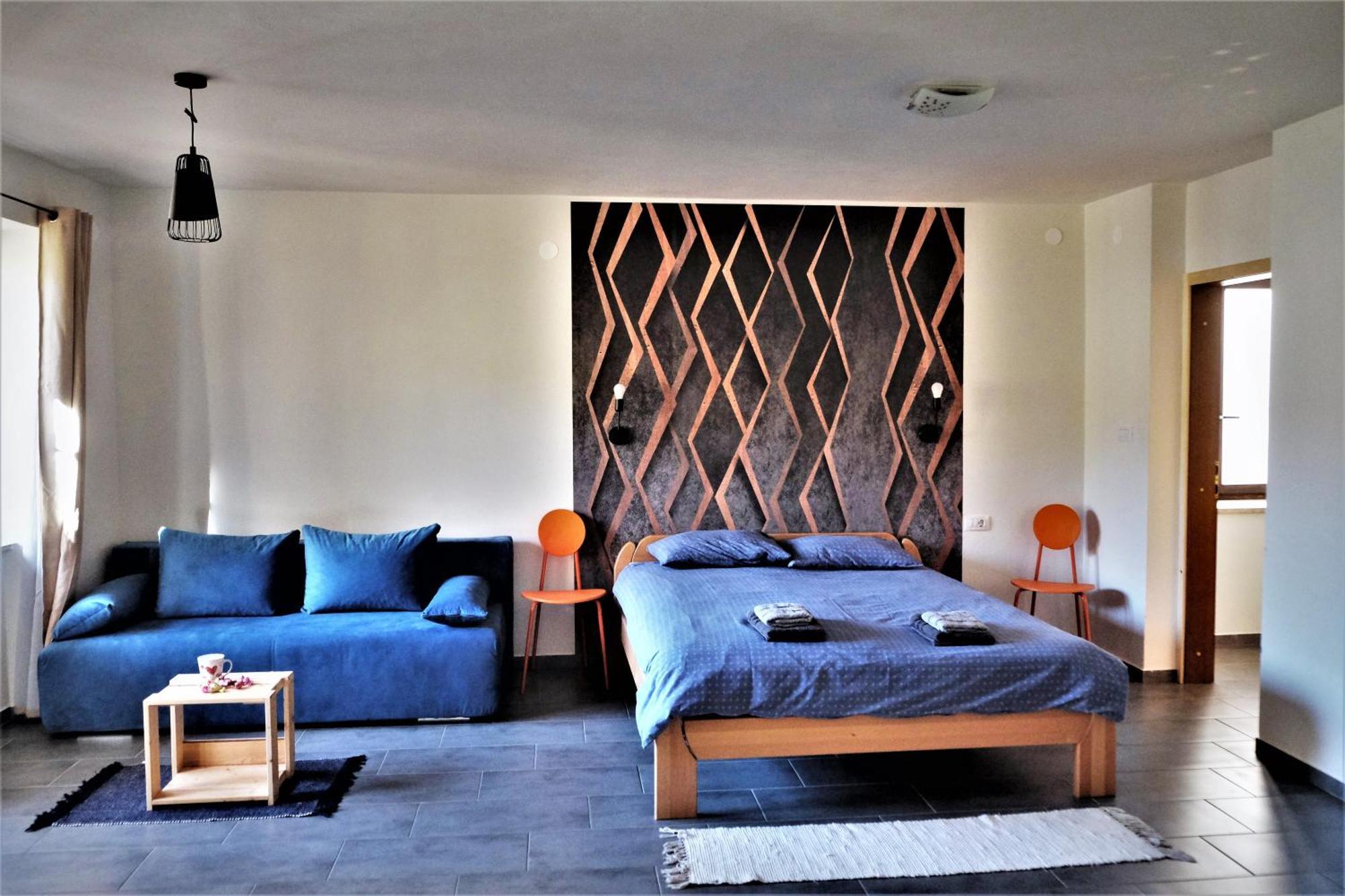 Old Square House - Hisa Na Starem Trgu Apartment Толмин Екстериор снимка