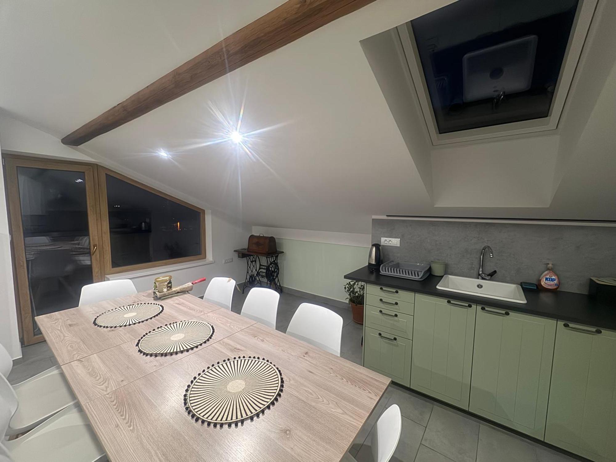 Old Square House - Hisa Na Starem Trgu Apartment Толмин Екстериор снимка
